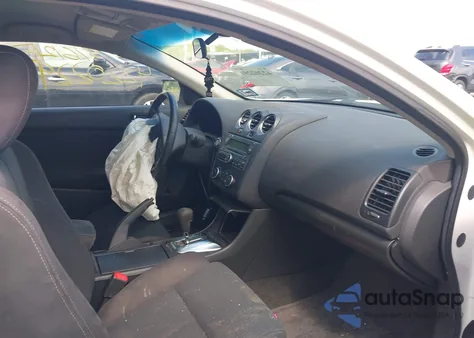 2013 Nissan Altima 2.5 S z USA, uszkodzony, nr VIN 1N4AL2EPXDC197556